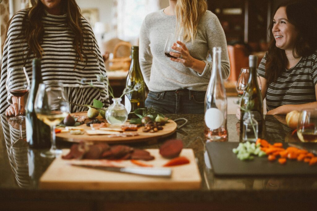 women preparing meal together